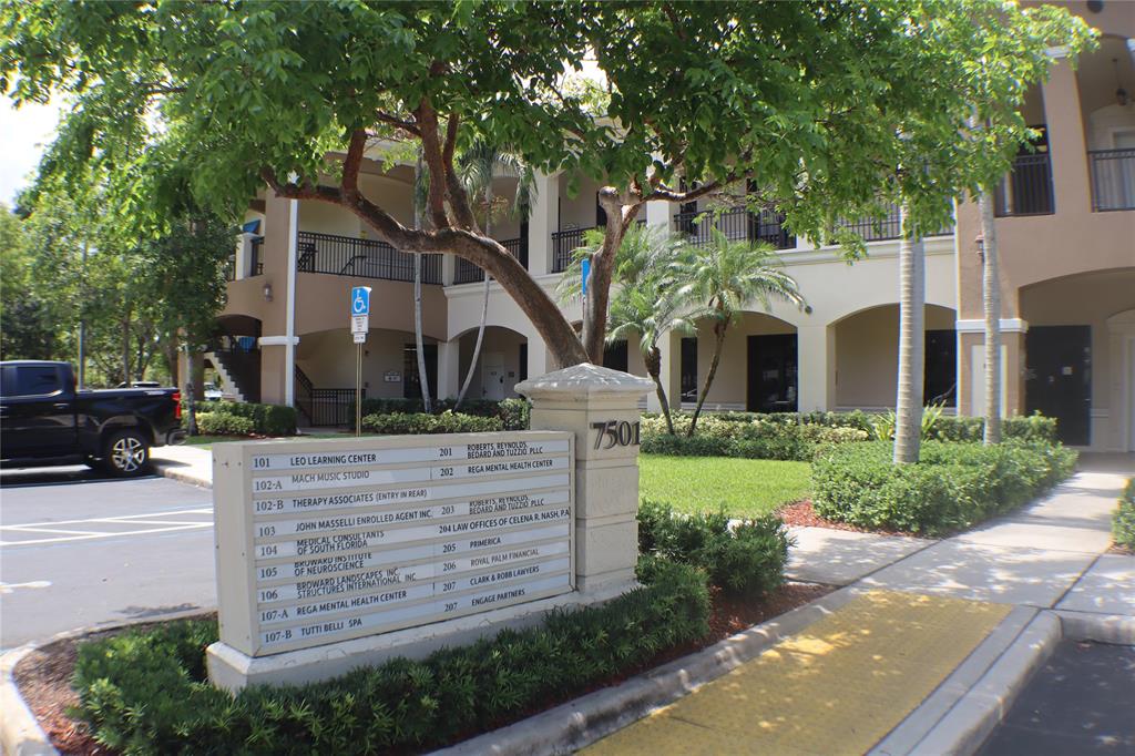 Office for Sale in  Florida 33067